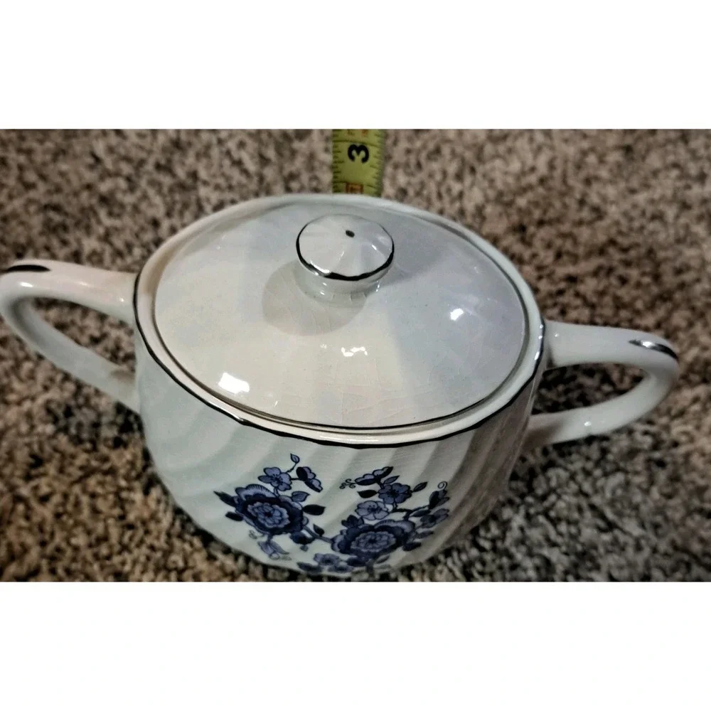 Vtg Royal Blue Ironstone Wedgwood SUGAR BOWL WITH LID, Made in England